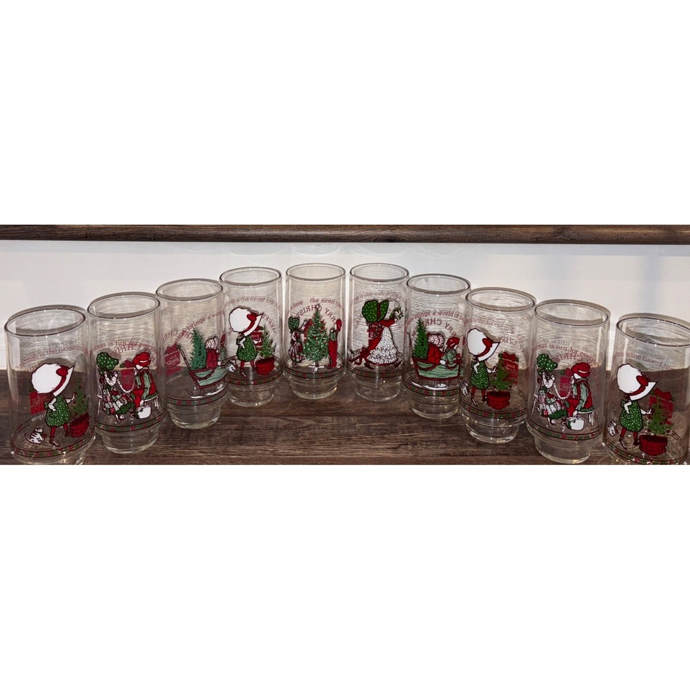 Set Of 10 Vintage Coca Cola Christmas Holly Hobbie Glasses 1977 1978